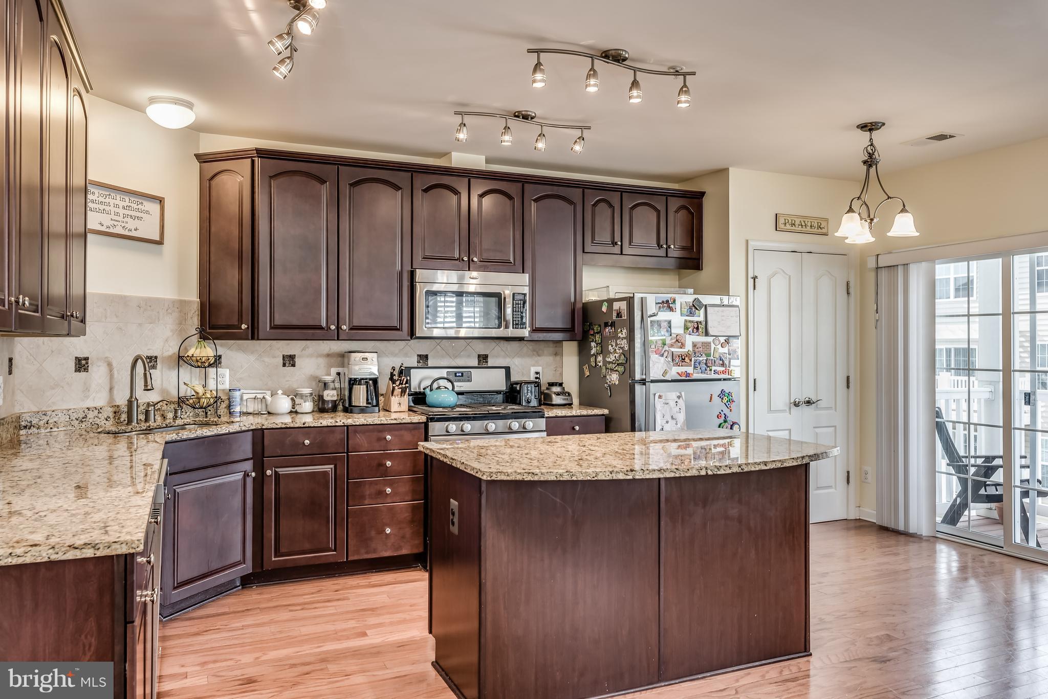 POTOMAC CLUB - Residential Lease