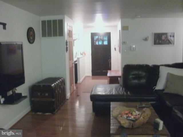 PINEDALE WOODS - Residential