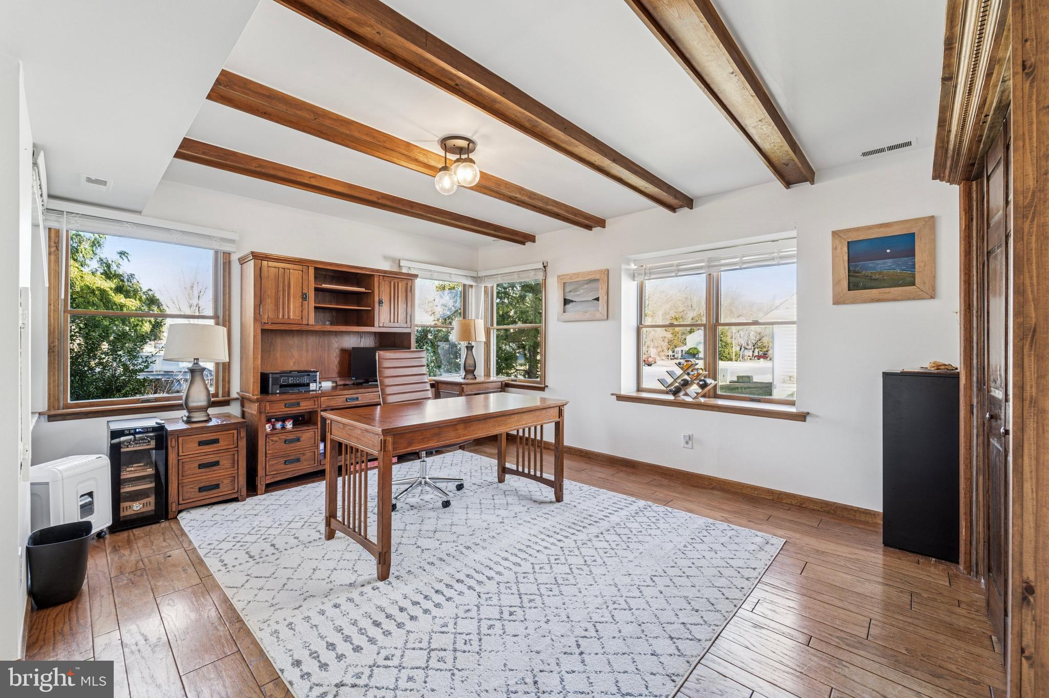 COLTS NECK - Residential