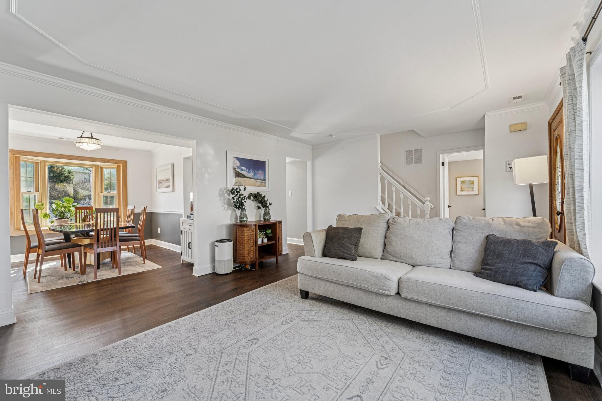 COLTS NECK - Residential