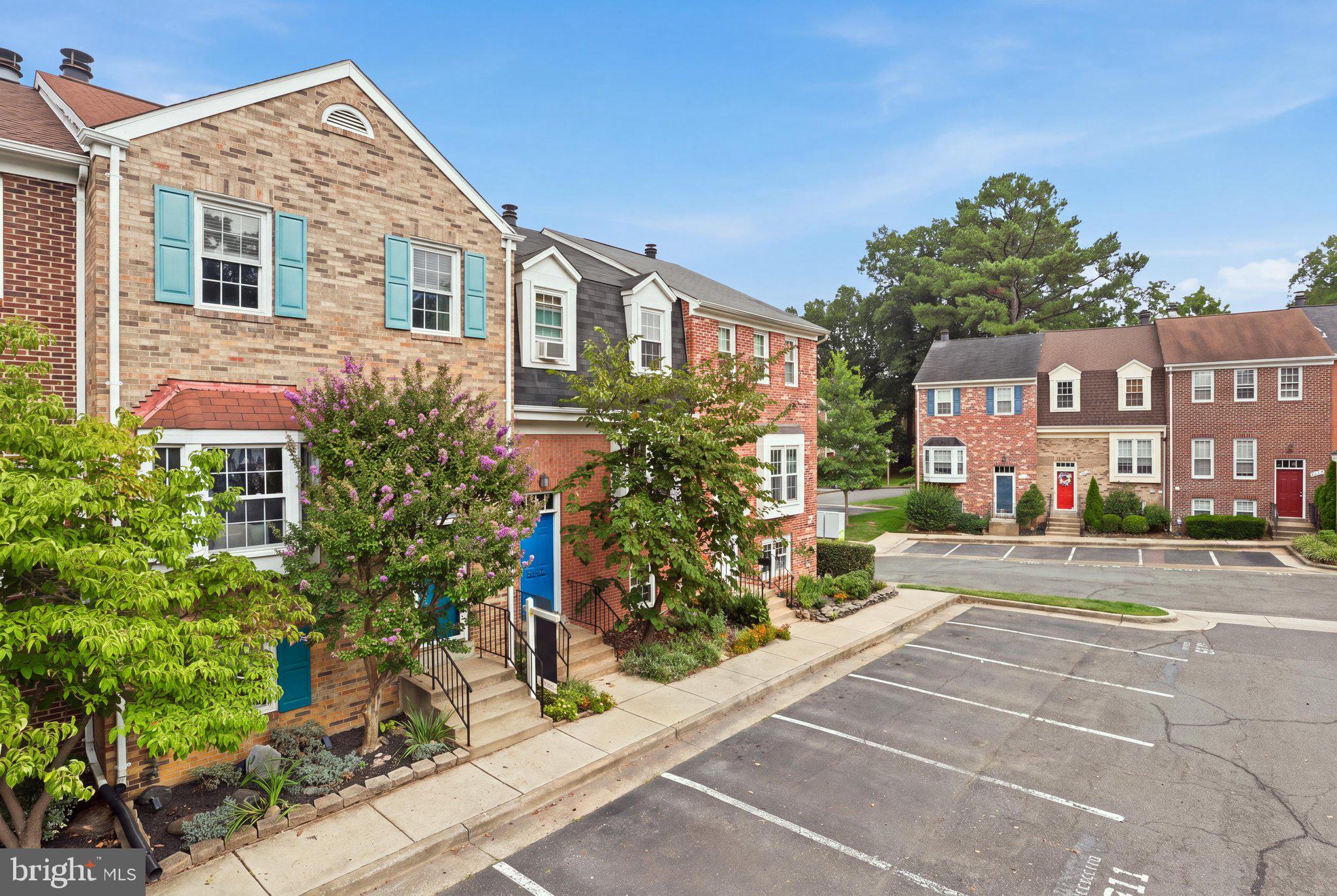 3822 BRIGHTON COURT