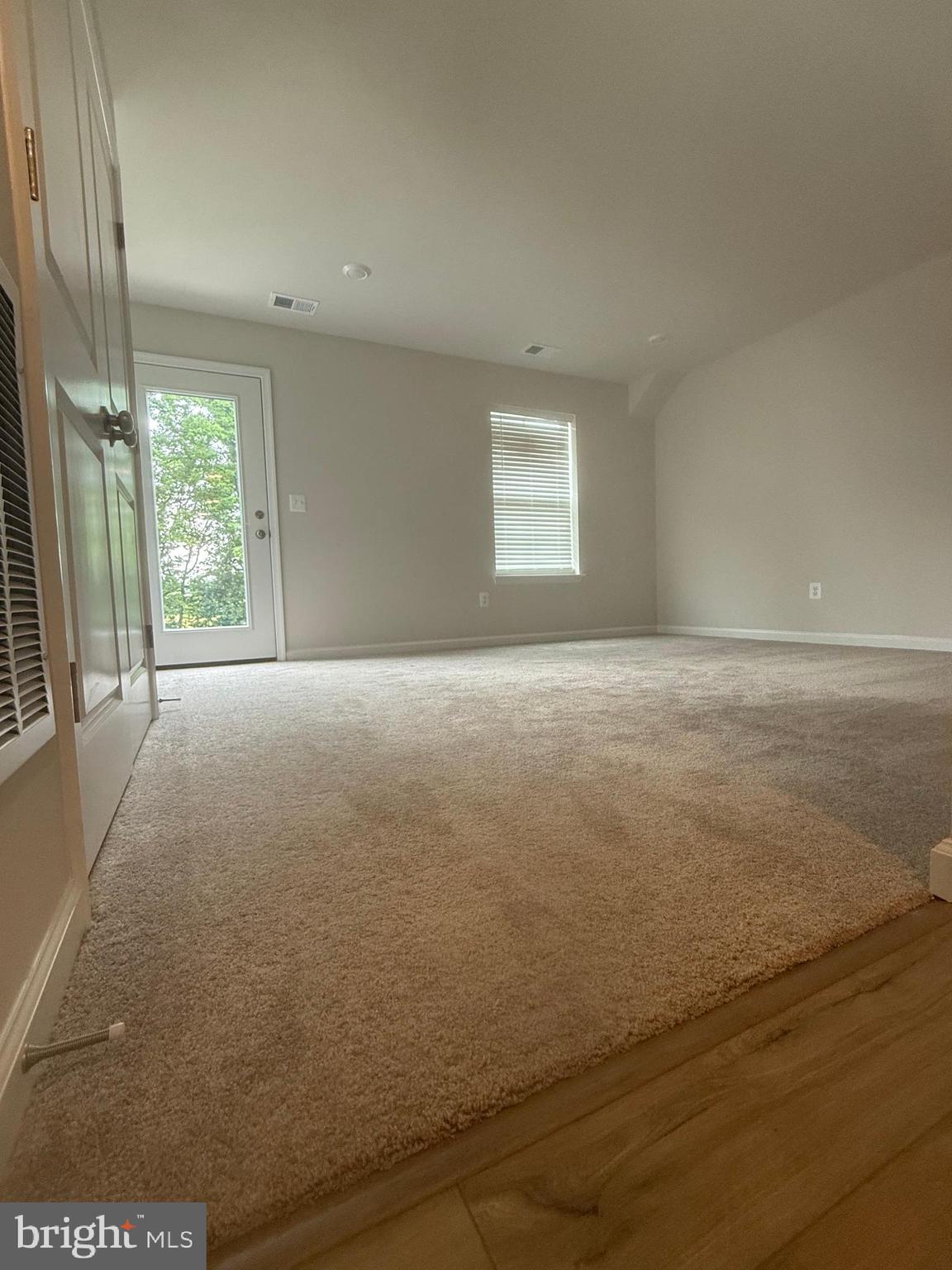 WILLOW GLEN - Residential Lease