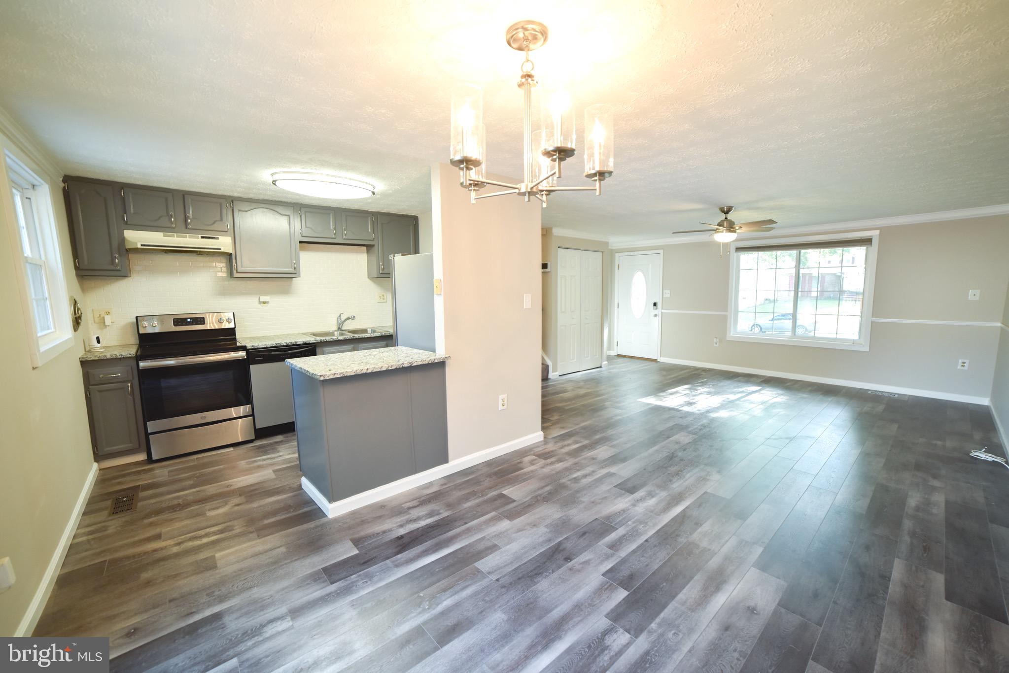 PROSPECT KNOLLS - Residential