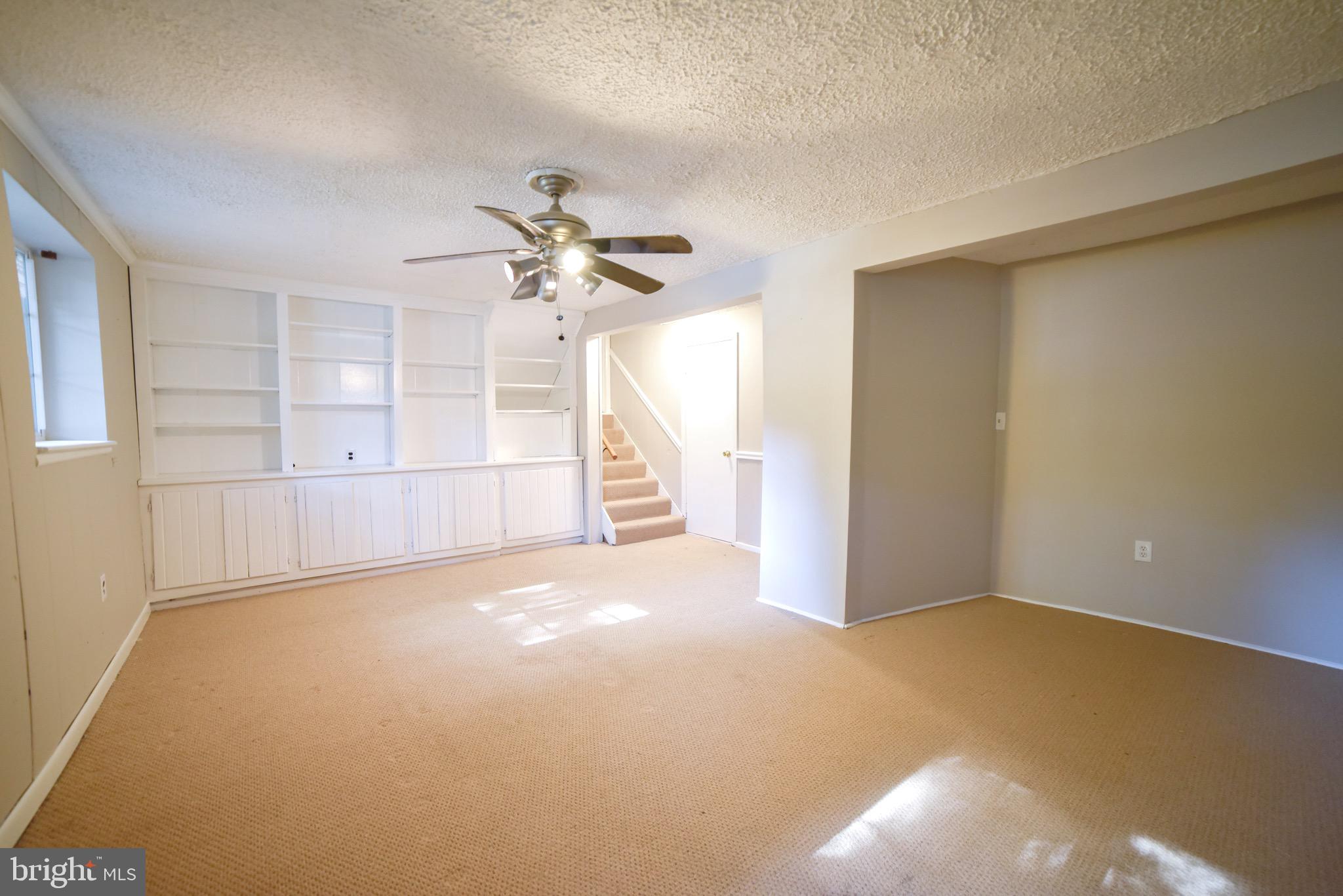 PROSPECT KNOLLS - Residential