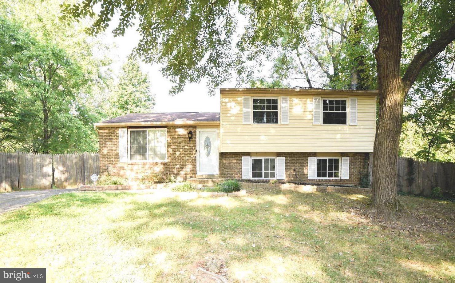 PROSPECT KNOLLS - Residential