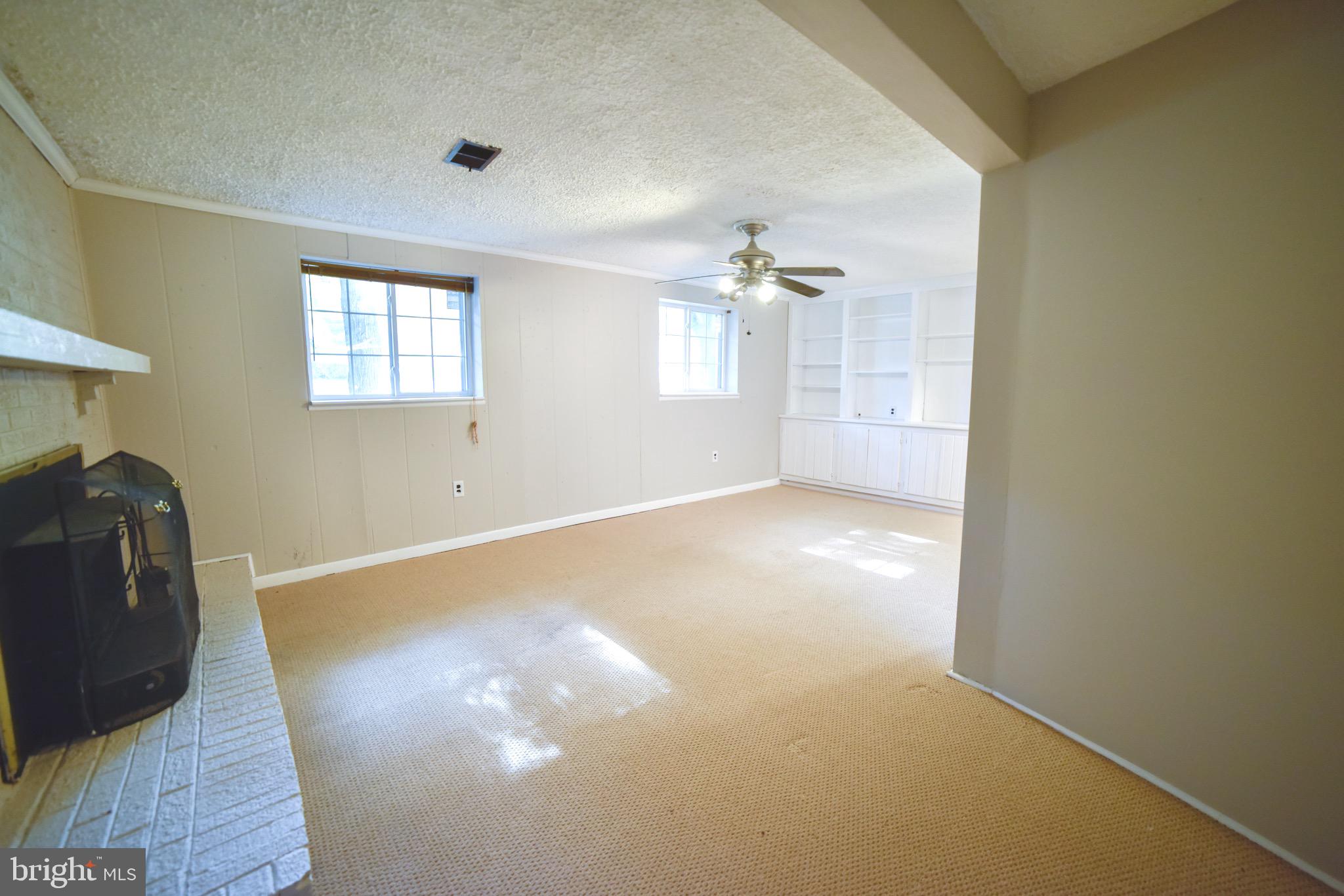 PROSPECT KNOLLS - Residential