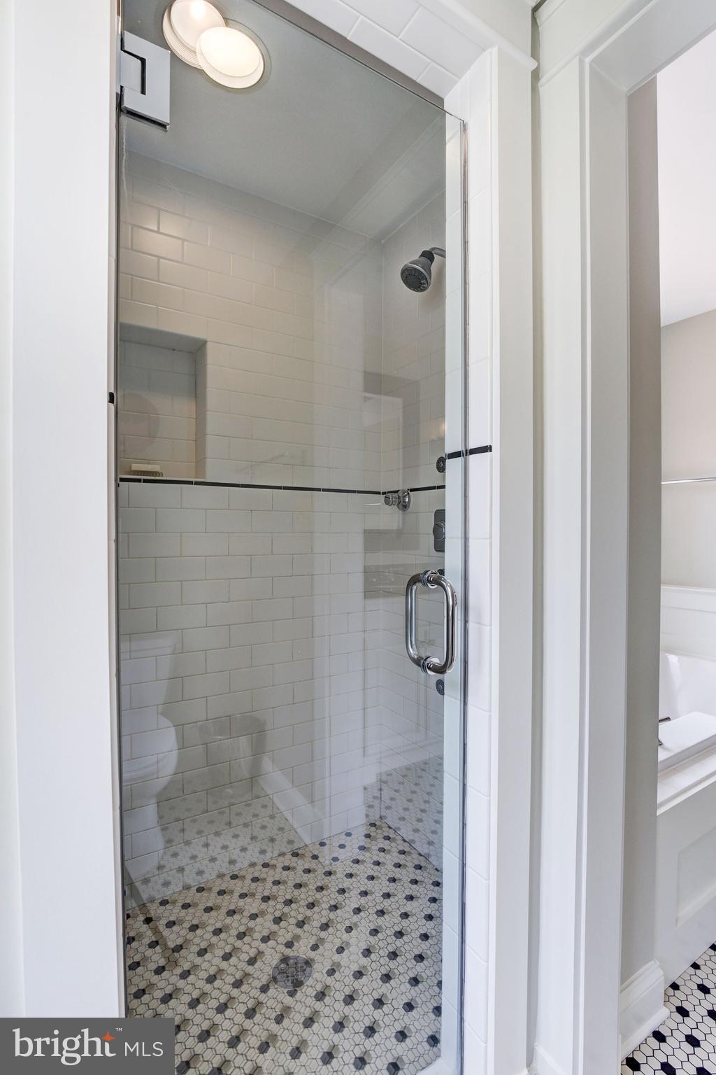 NORTH ARLINGTON - Residential