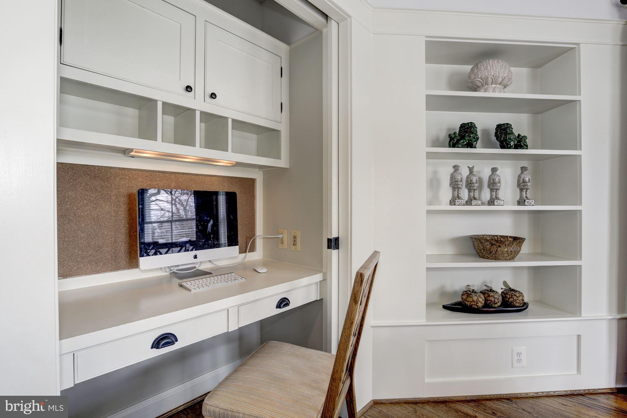 NORTH ARLINGTON - Residential