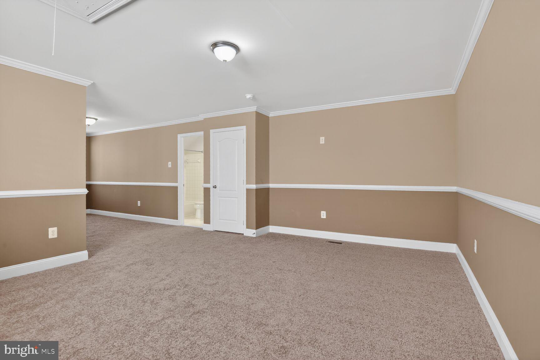 RIVER OAKS - Residential