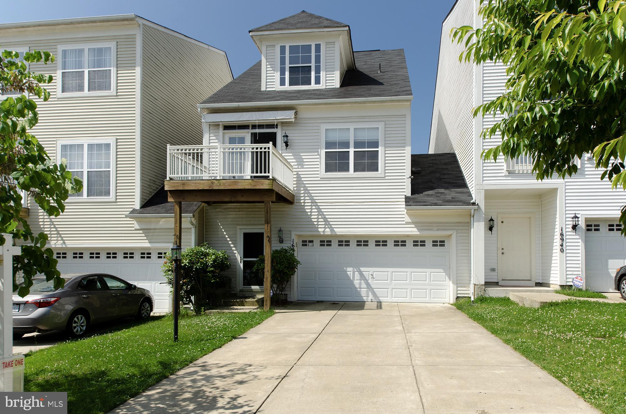 RIVER OAKS - Residential