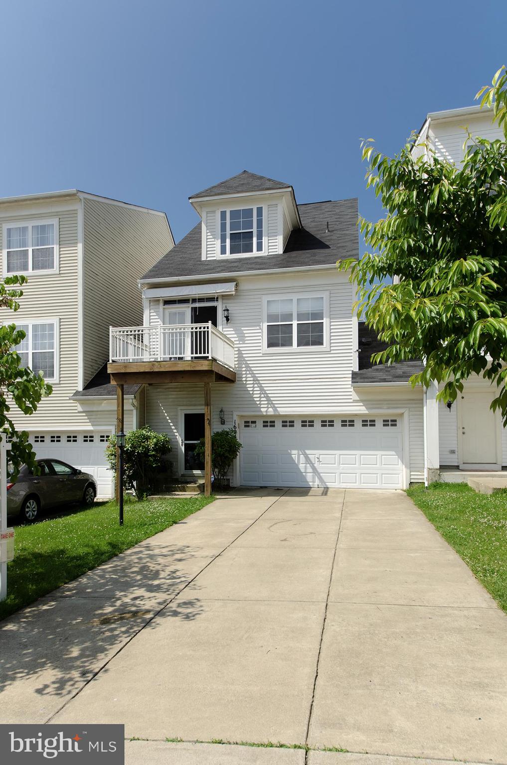 RIVER OAKS - Residential