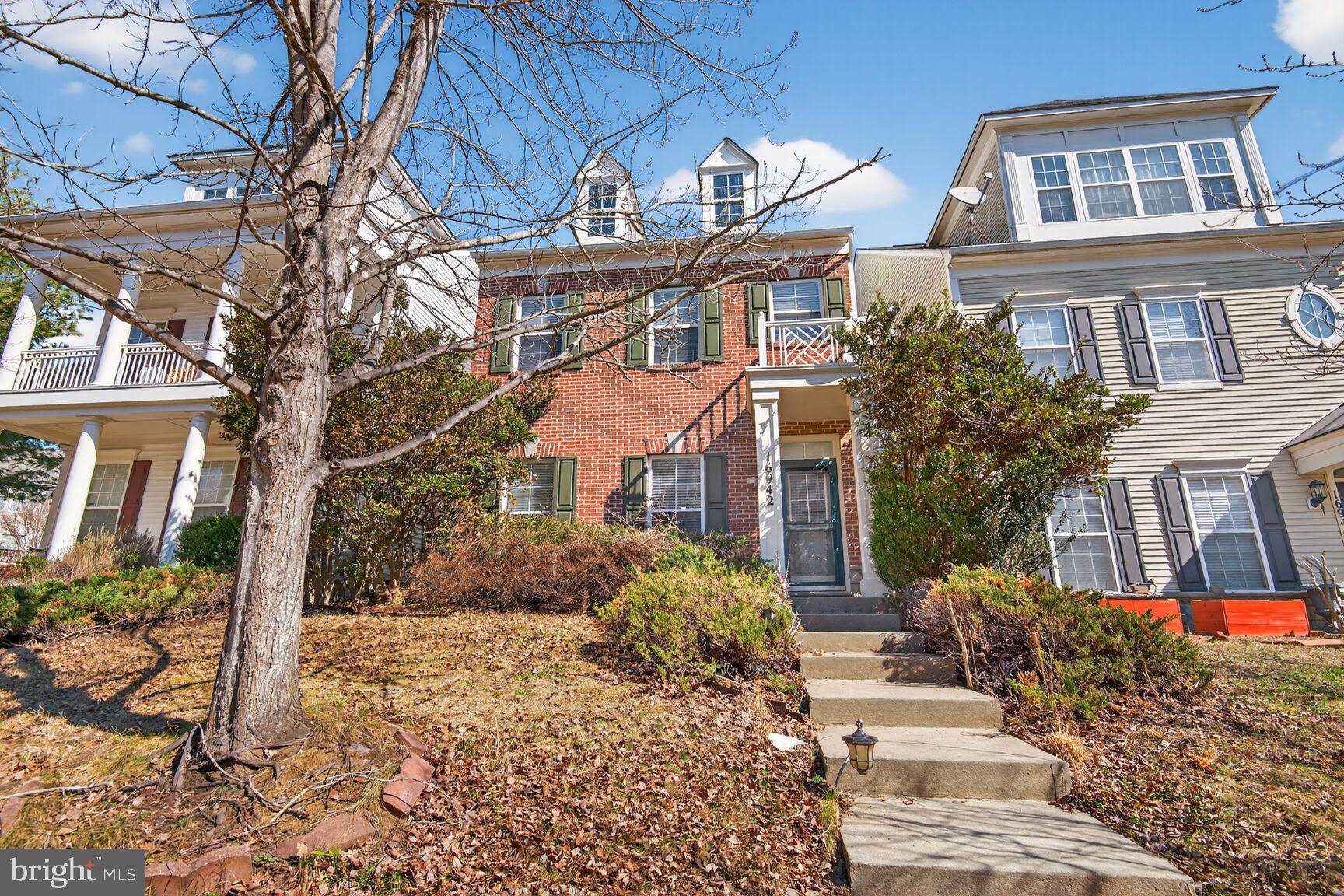 RIVER OAKS - Residential