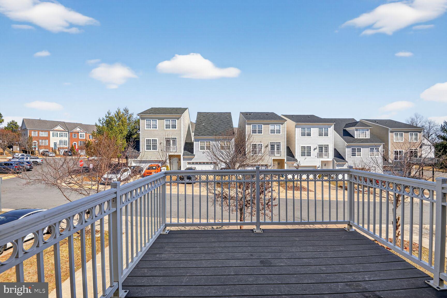 RIVER OAKS - Residential