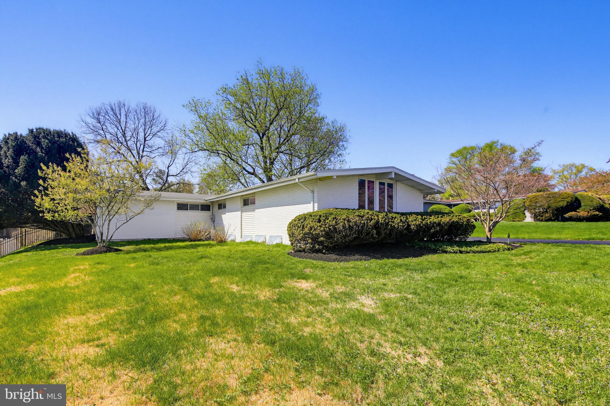 DUMBARTON HEIGHTS - Residential