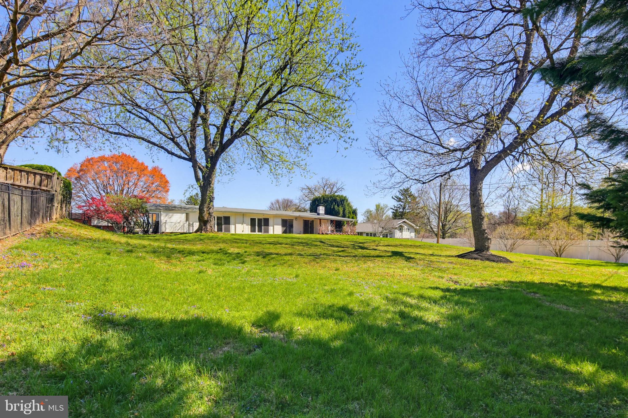 DUMBARTON HEIGHTS - Residential