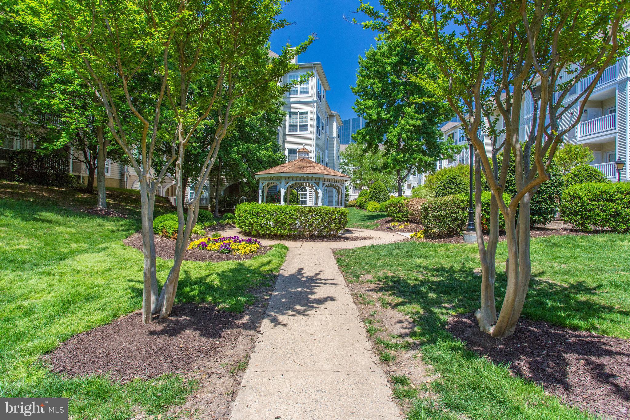 PALAZZO AT PARK CENTER - Residential