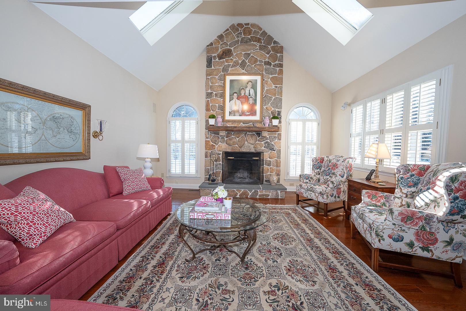 FOX RIDGE - Residential