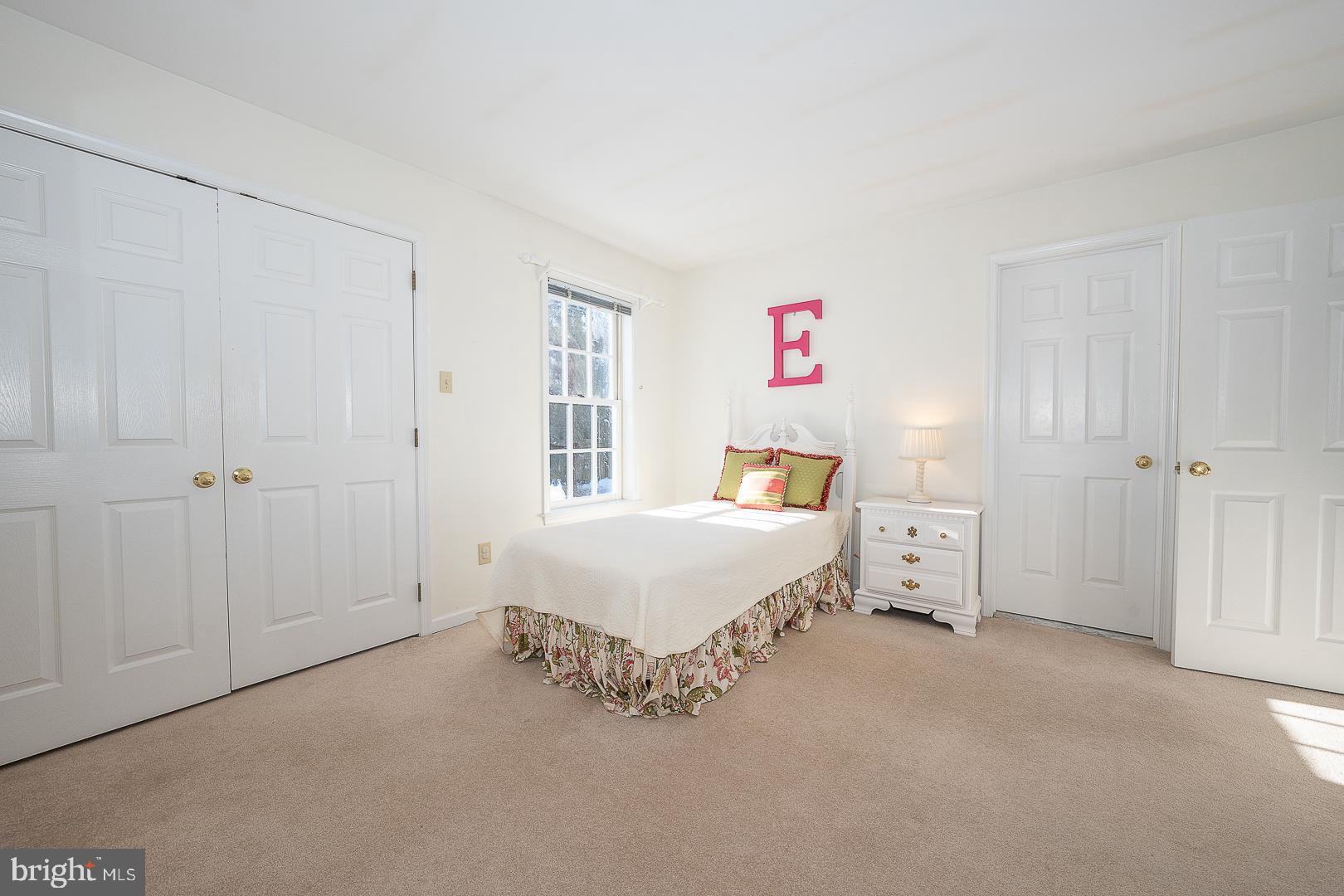 FOX RIDGE - Residential