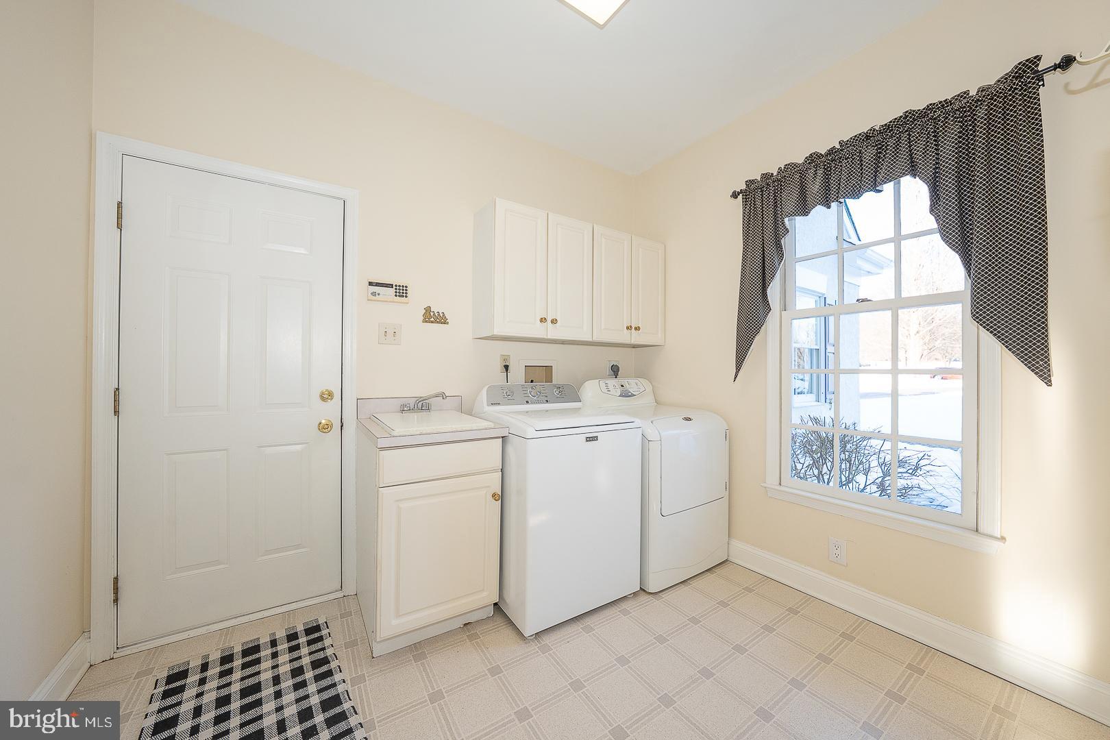 FOX RIDGE - Residential