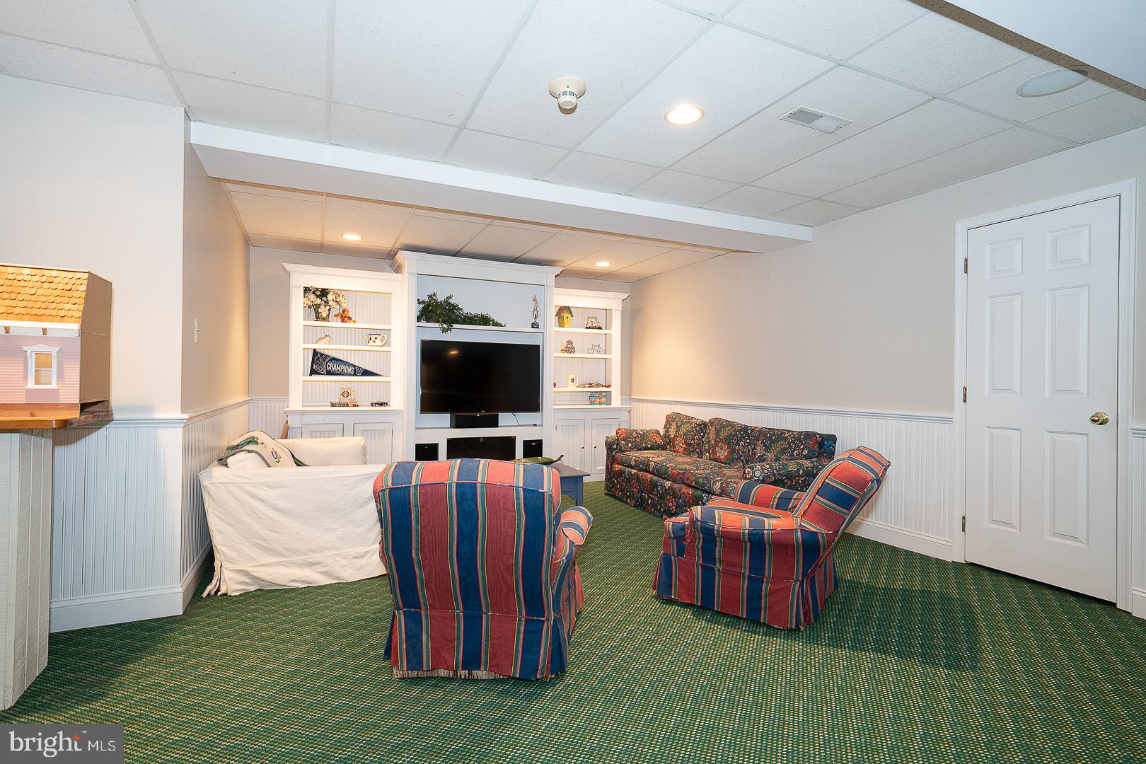 FOX RIDGE - Residential