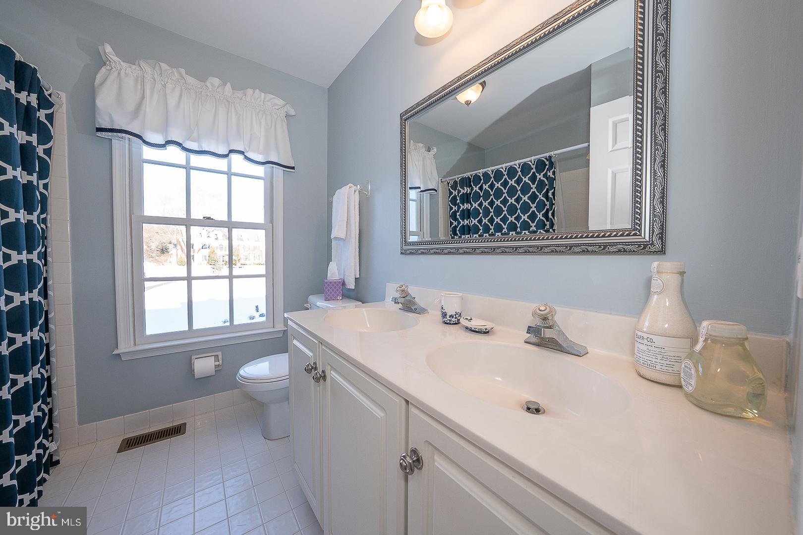 FOX RIDGE - Residential