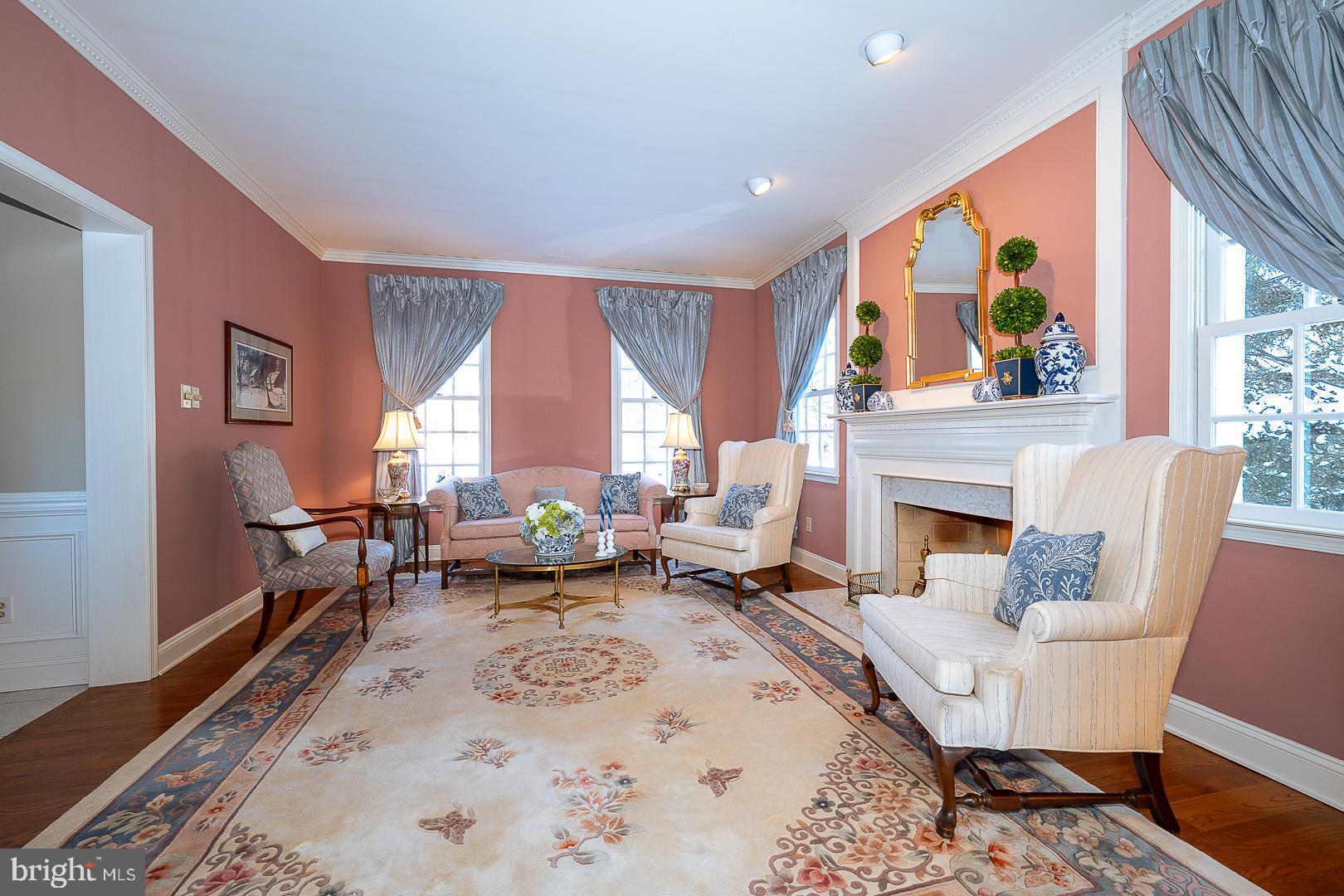 FOX RIDGE - Residential