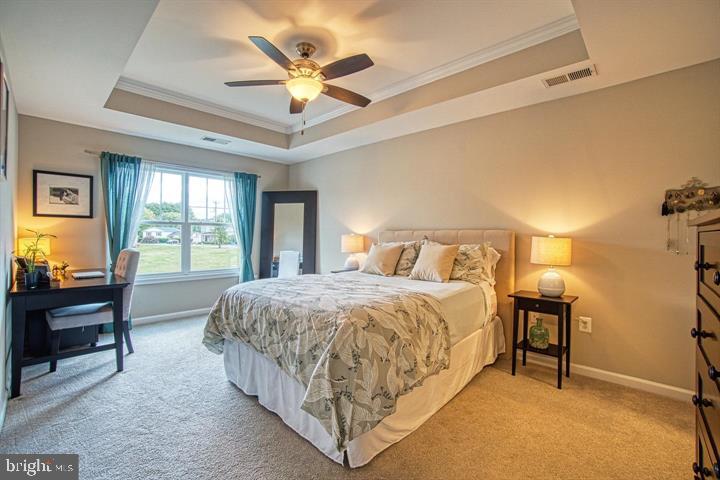 ROUND HILL - Residential