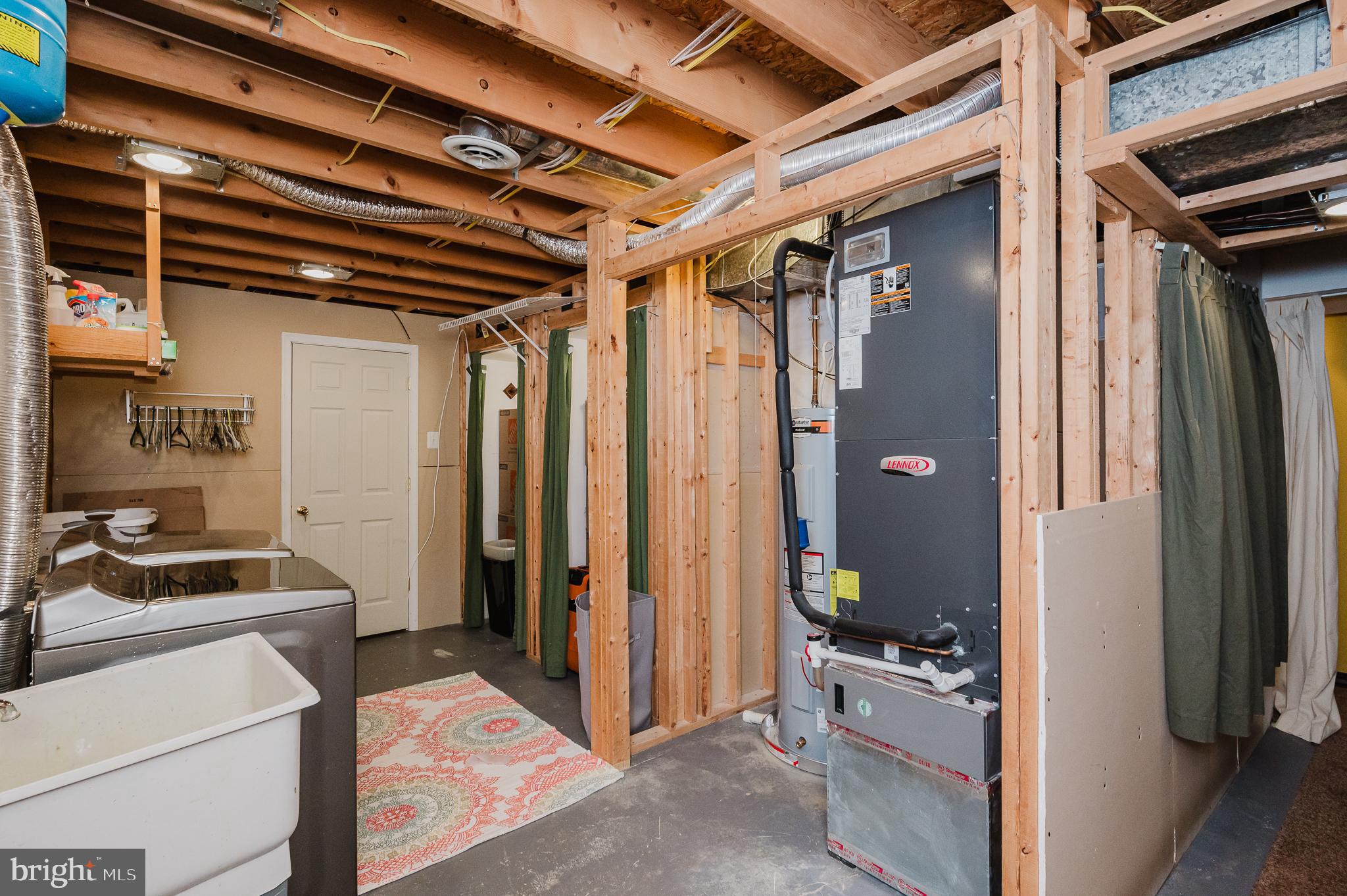 BRENTWOOD PARK - Residential