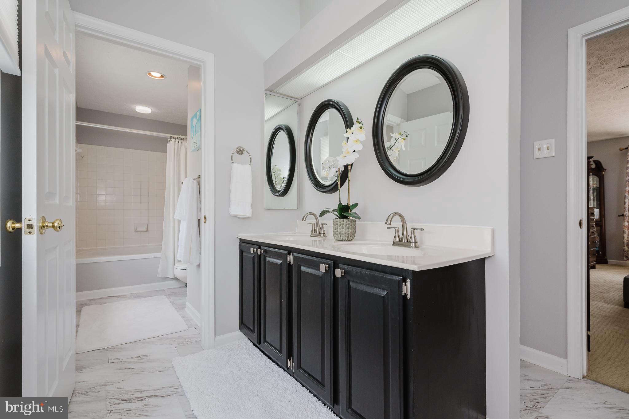 BRENTWOOD PARK - Residential