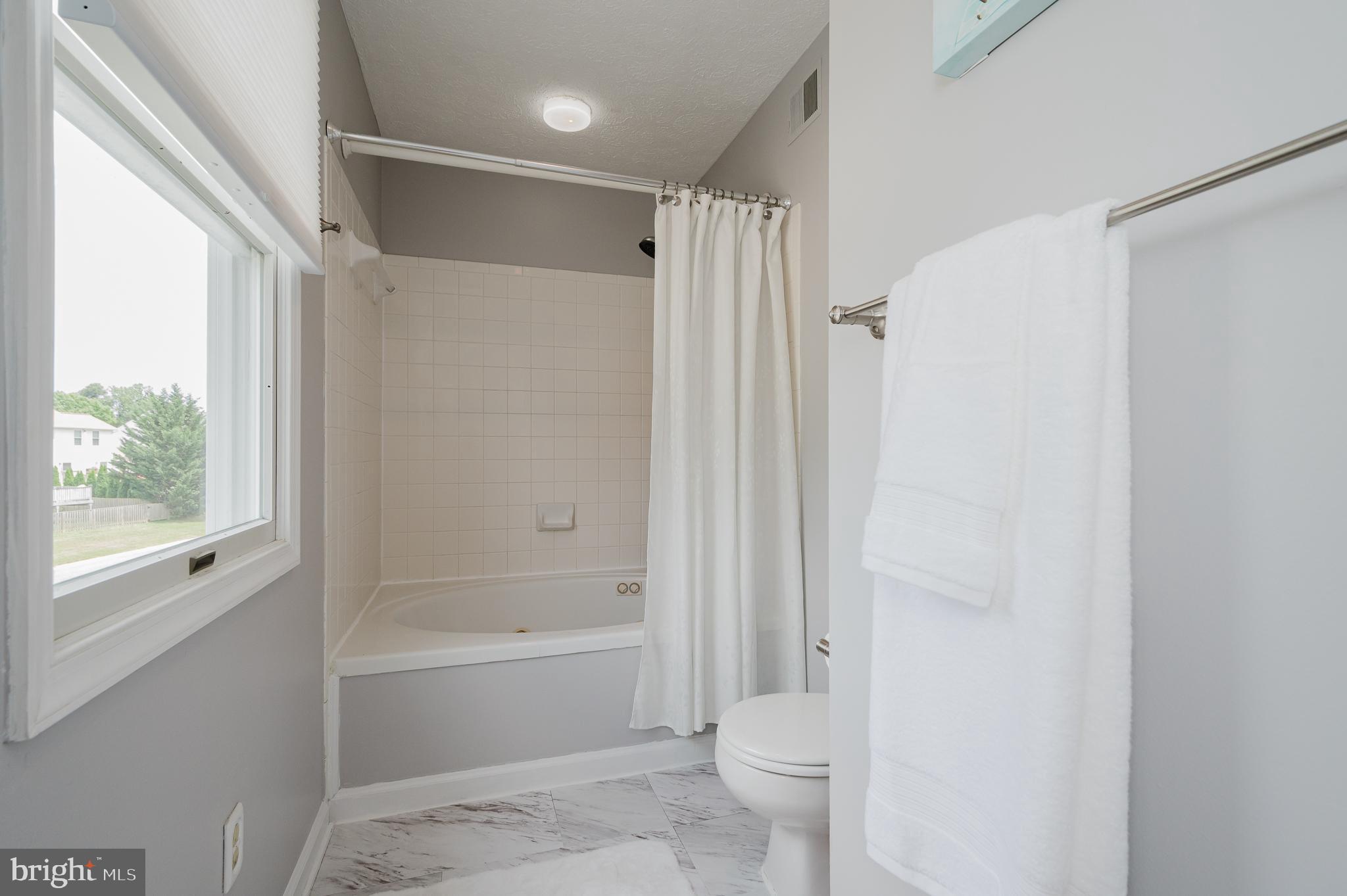 BRENTWOOD PARK - Residential