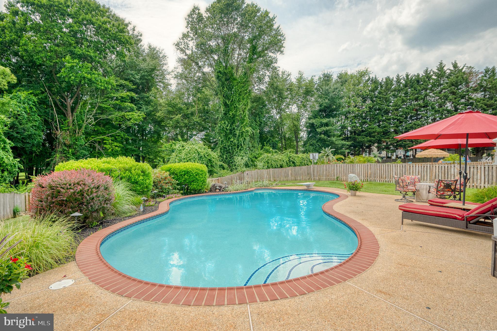 BRENTWOOD PARK - Residential