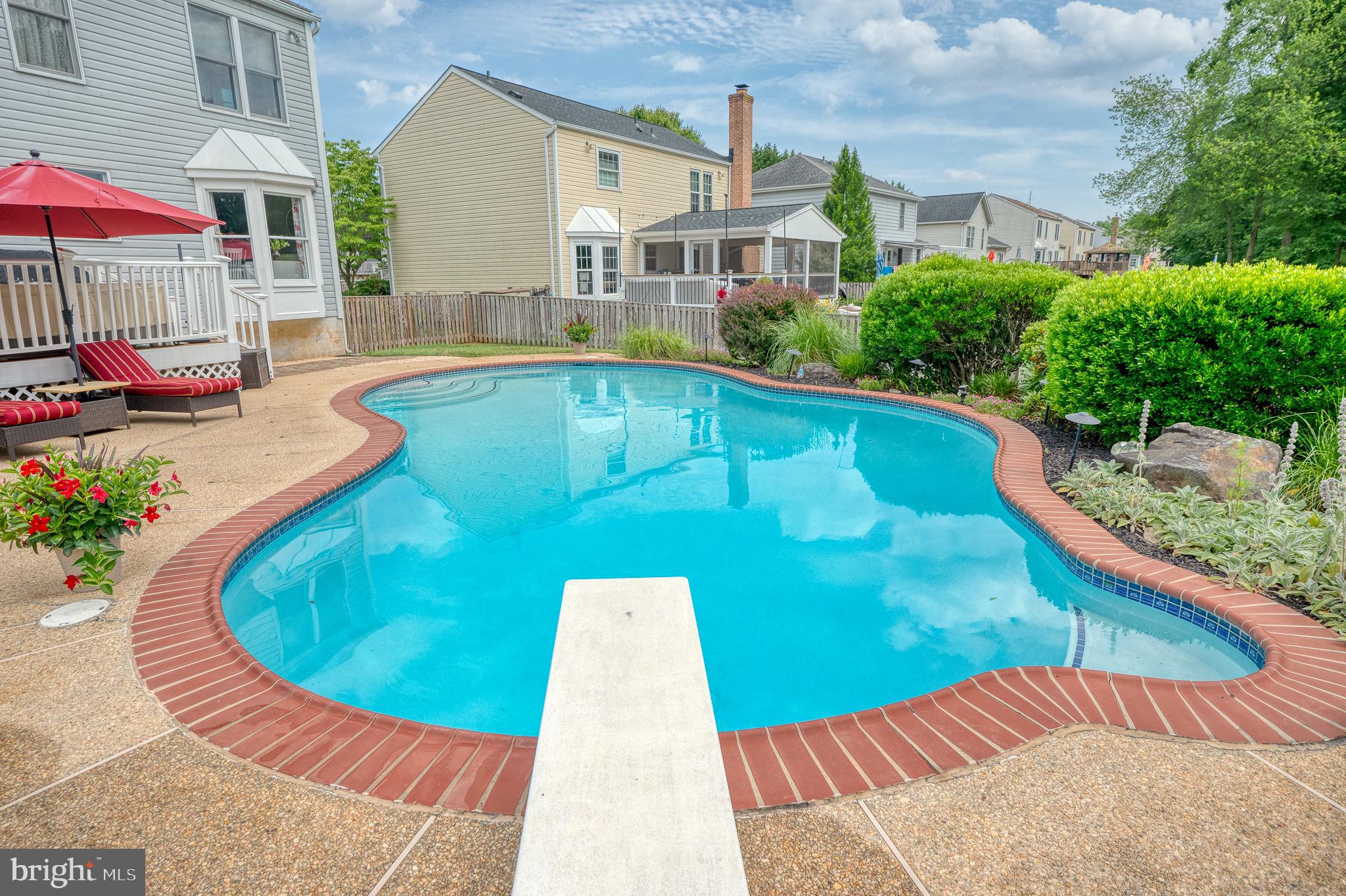 BRENTWOOD PARK - Residential