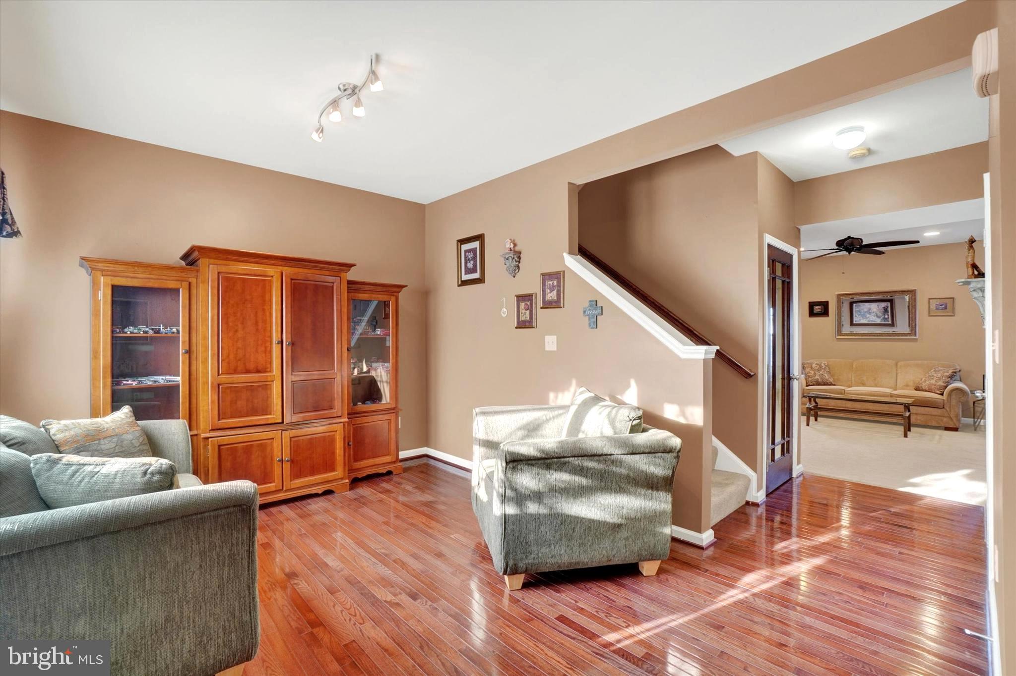 SOUTH POINTE - Residential