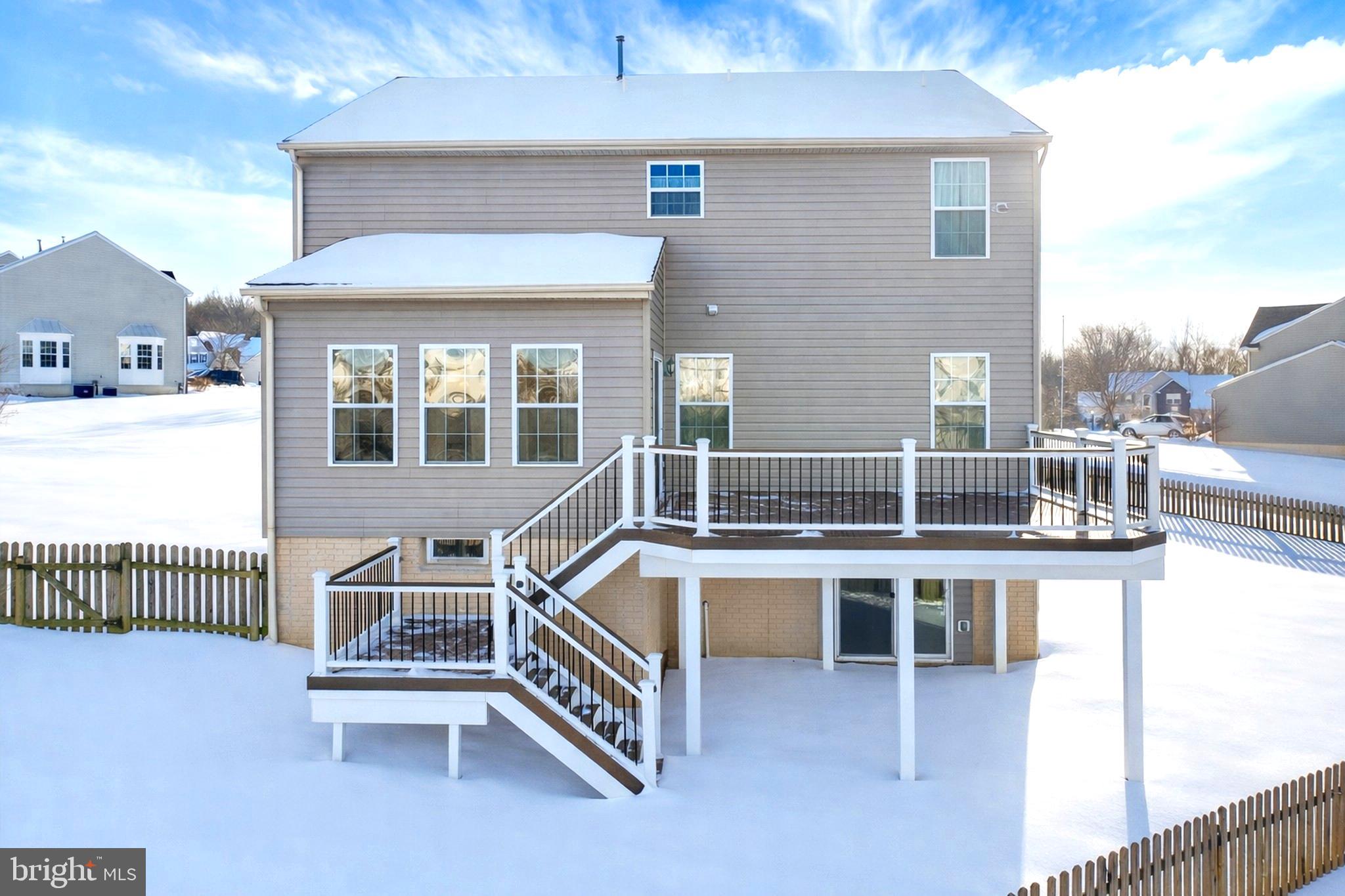 SOUTH POINTE - Residential