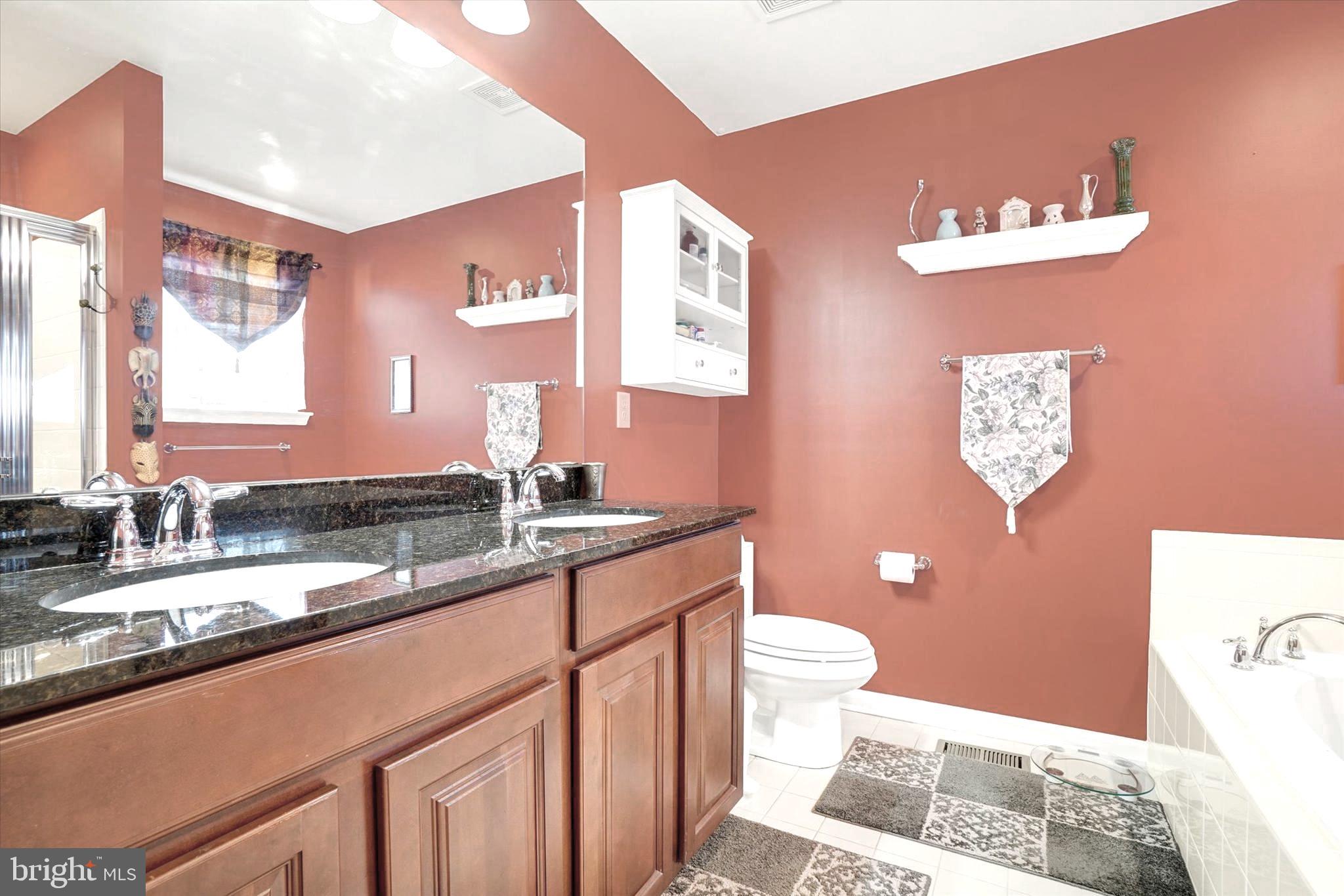 SOUTH POINTE - Residential