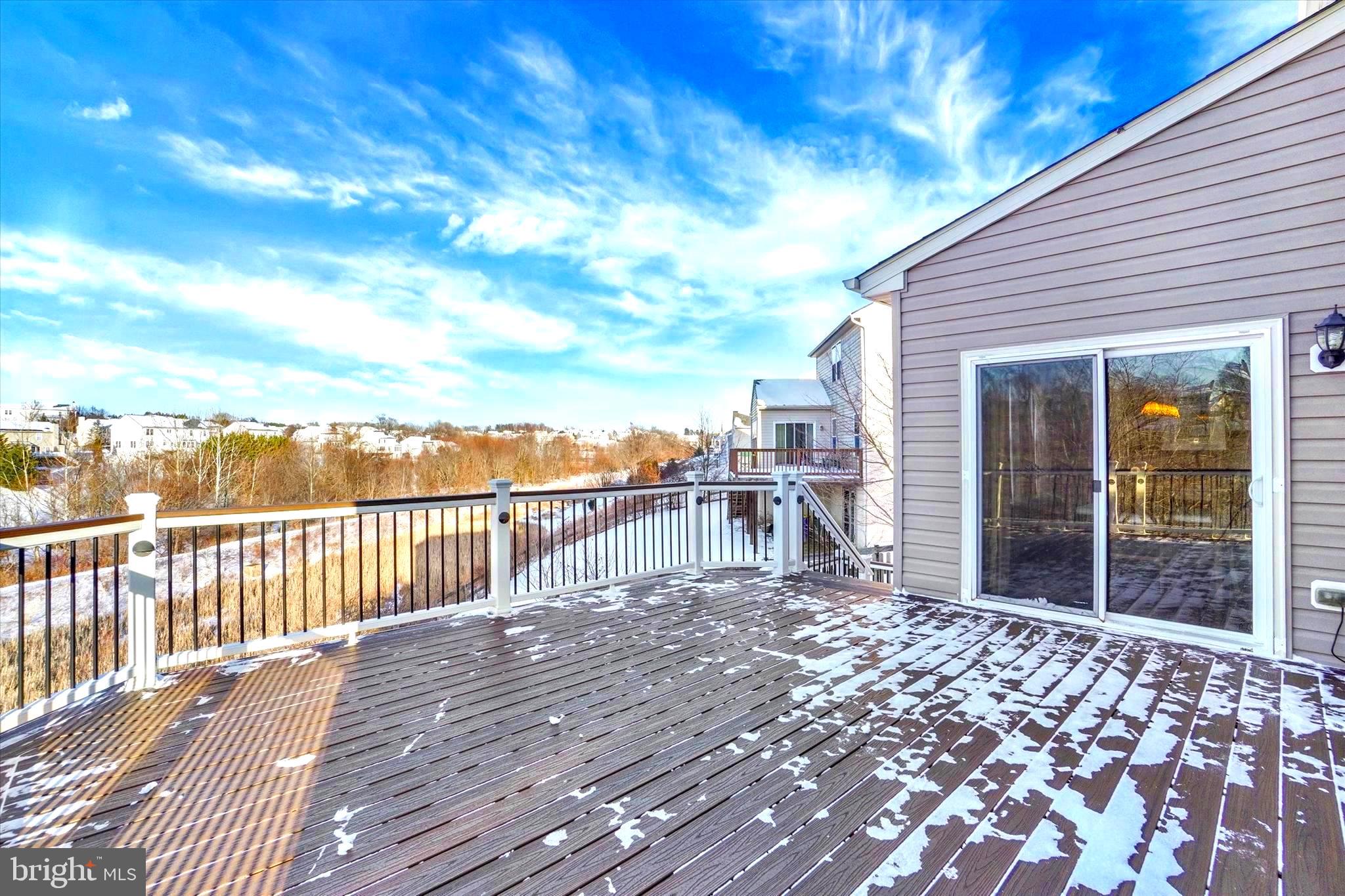 SOUTH POINTE - Residential