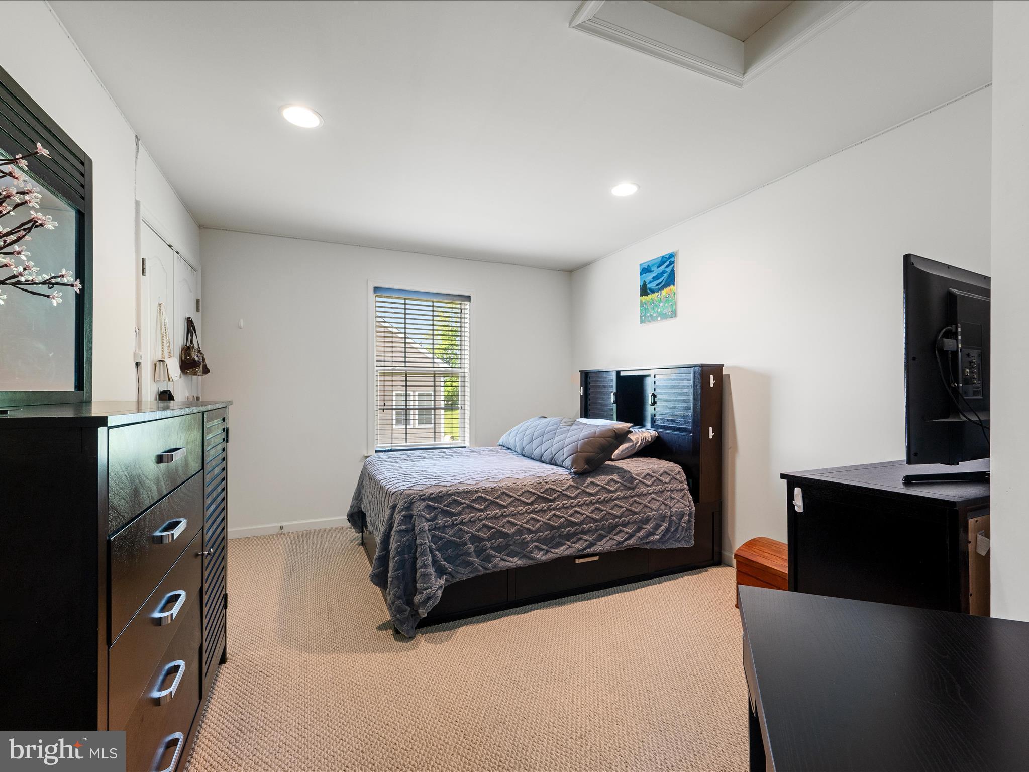 SHERIDAN ESTATES - Residential