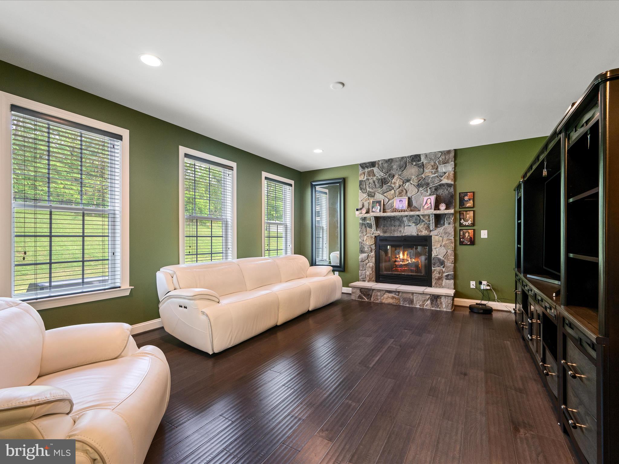 SHERIDAN ESTATES - Residential