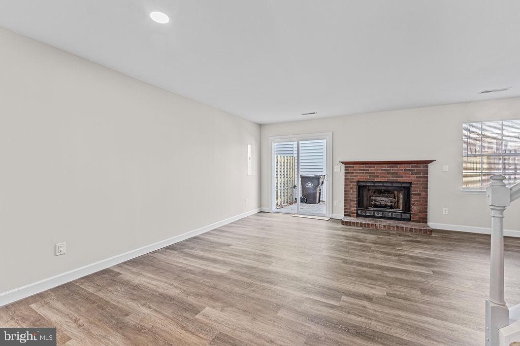 VILLAGES OF SALEM STATION - Residential