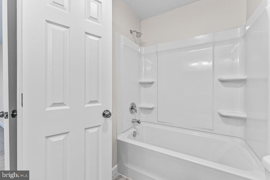 VILLAGES OF SALEM STATION - Residential