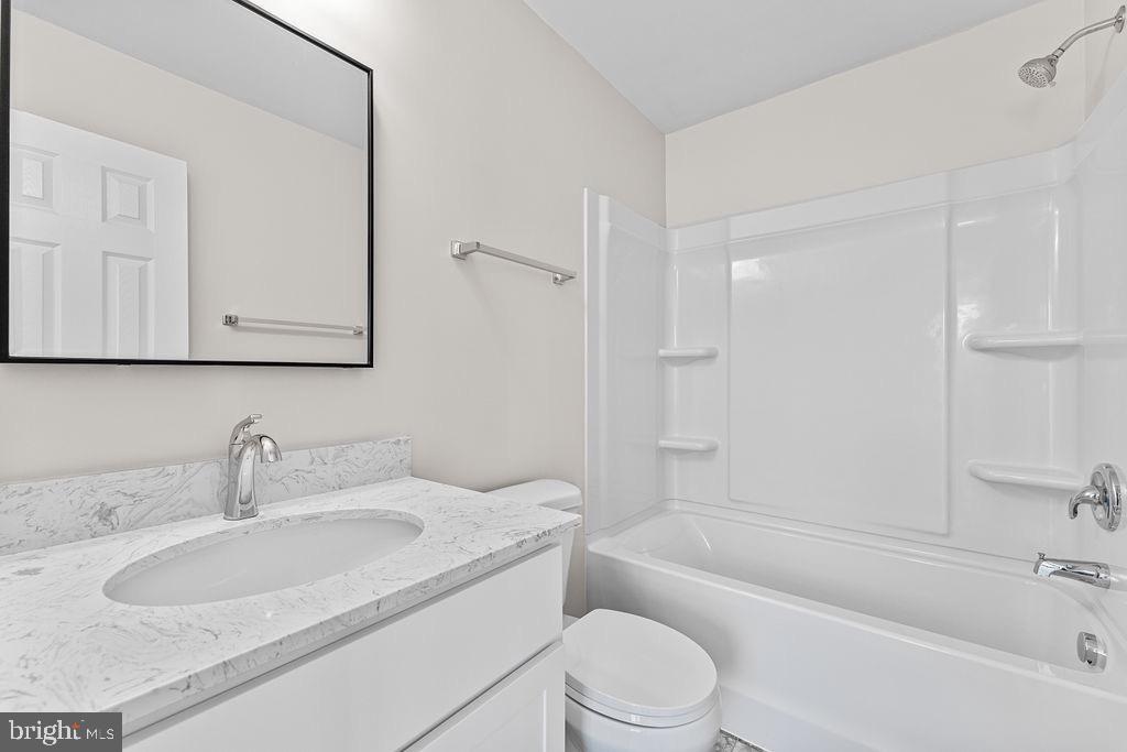 VILLAGES OF SALEM STATION - Residential