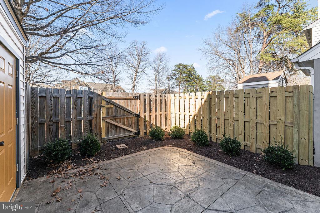 VILLAGES OF SALEM STATION - Residential