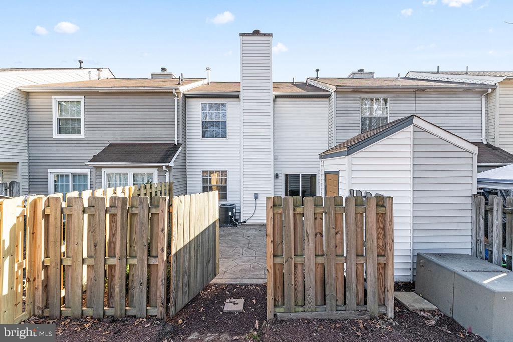 VILLAGES OF SALEM STATION - Residential