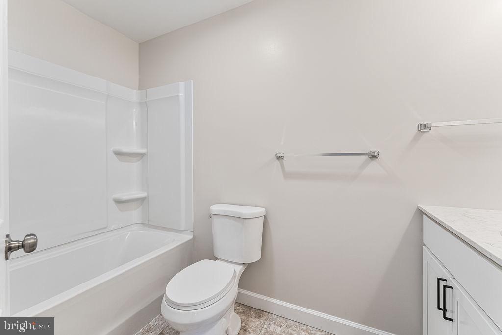 VILLAGES OF SALEM STATION - Residential