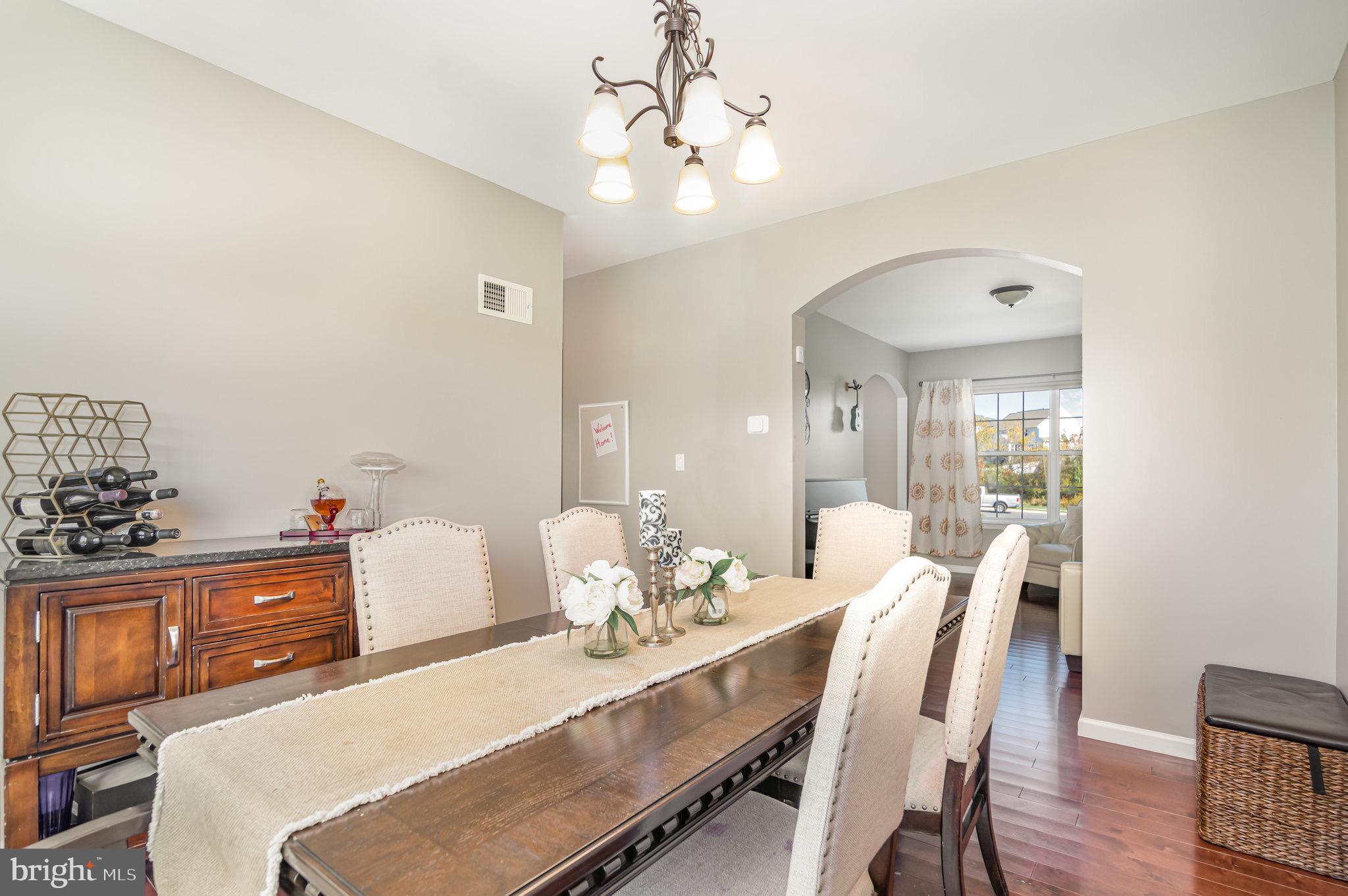 AUTUMN OAKS - Residential