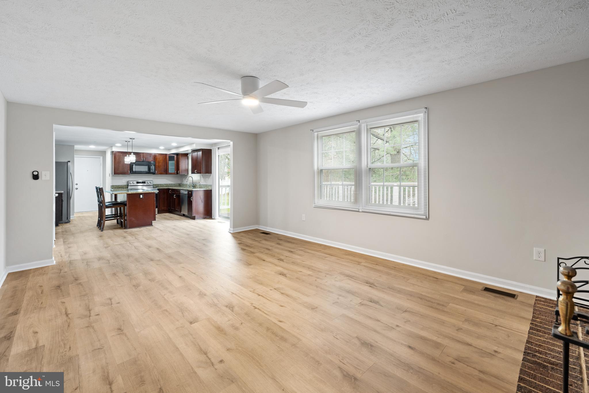 MILL CREEK SOUTH - Residential Lease