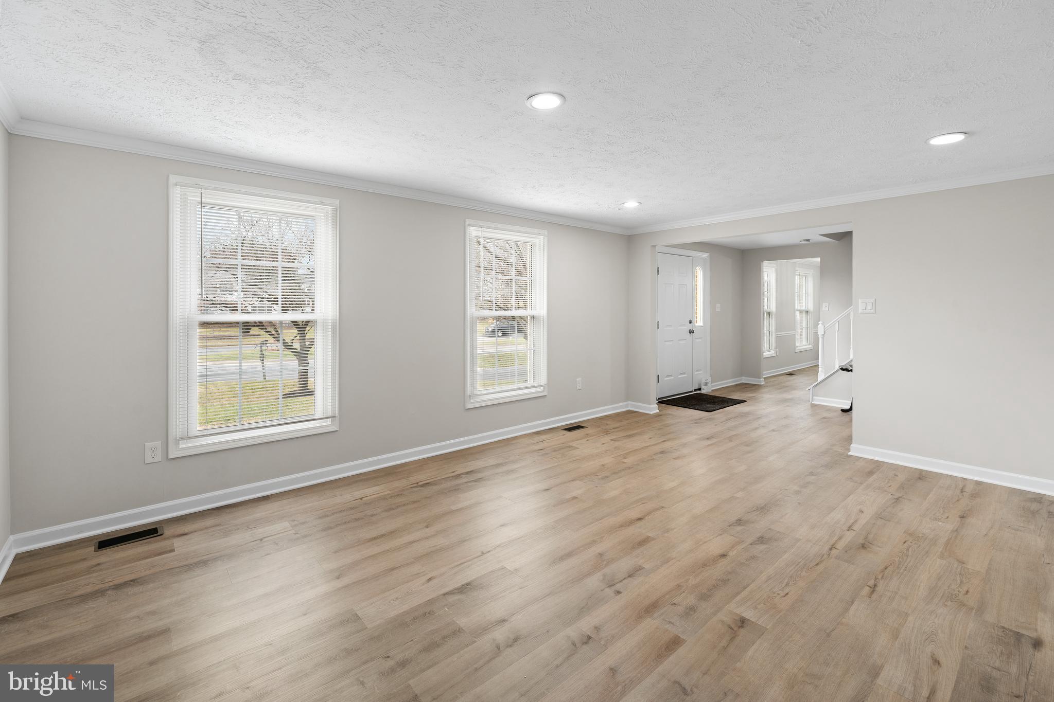 MILL CREEK SOUTH - Residential Lease