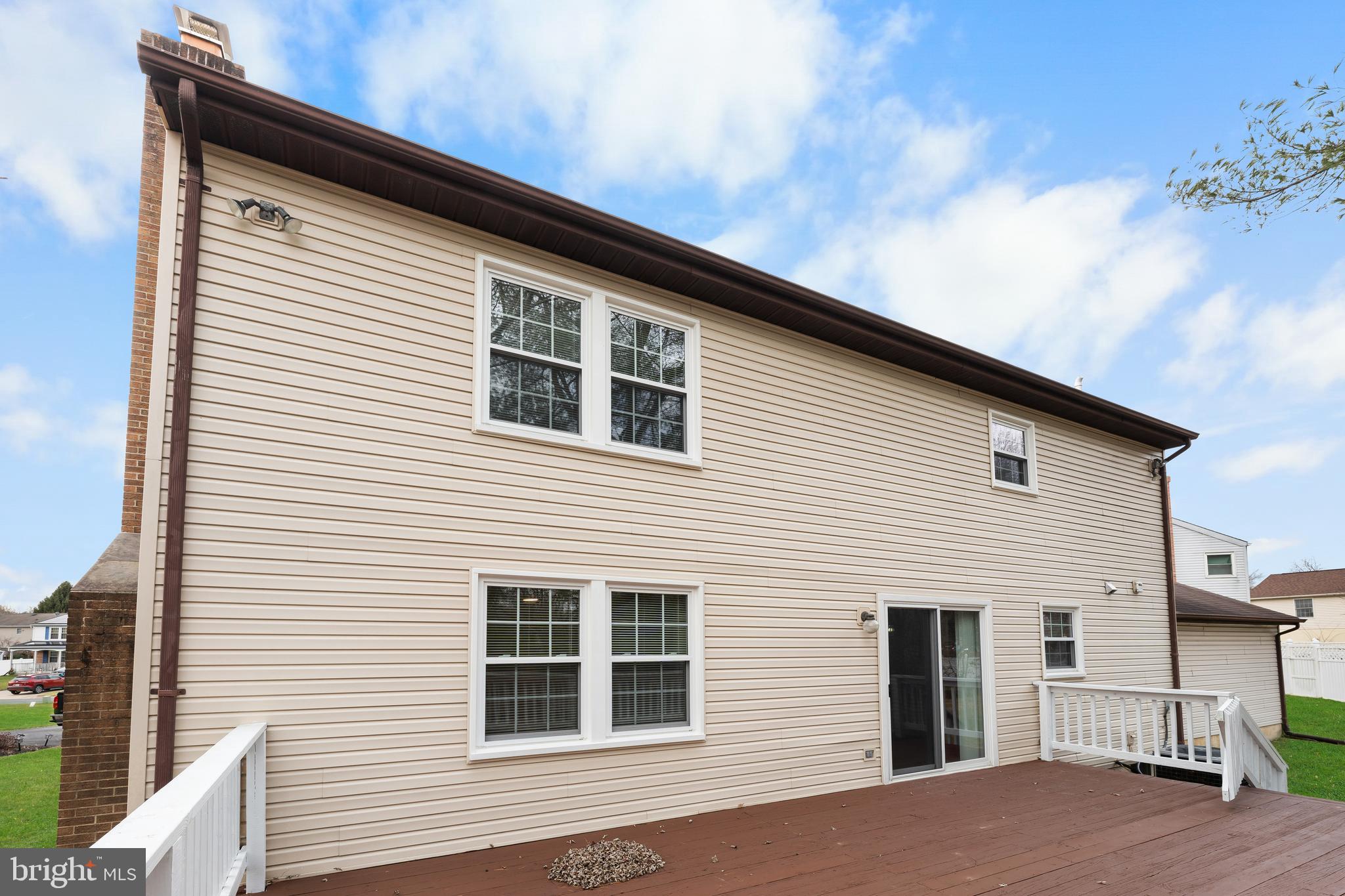 MILL CREEK SOUTH - Residential Lease