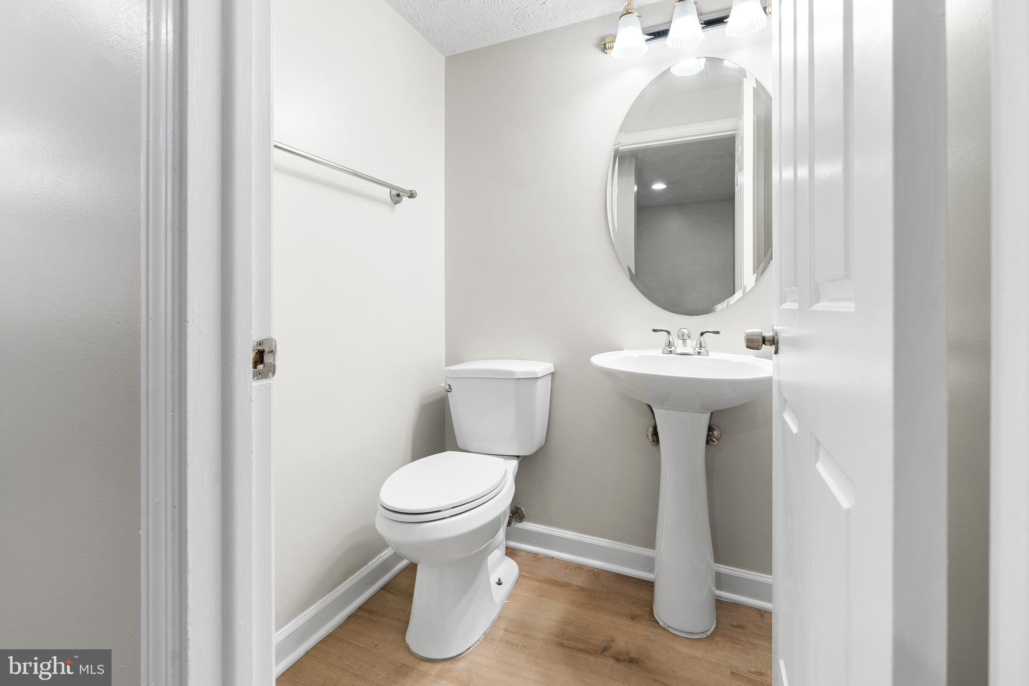 MILL CREEK SOUTH - Residential Lease