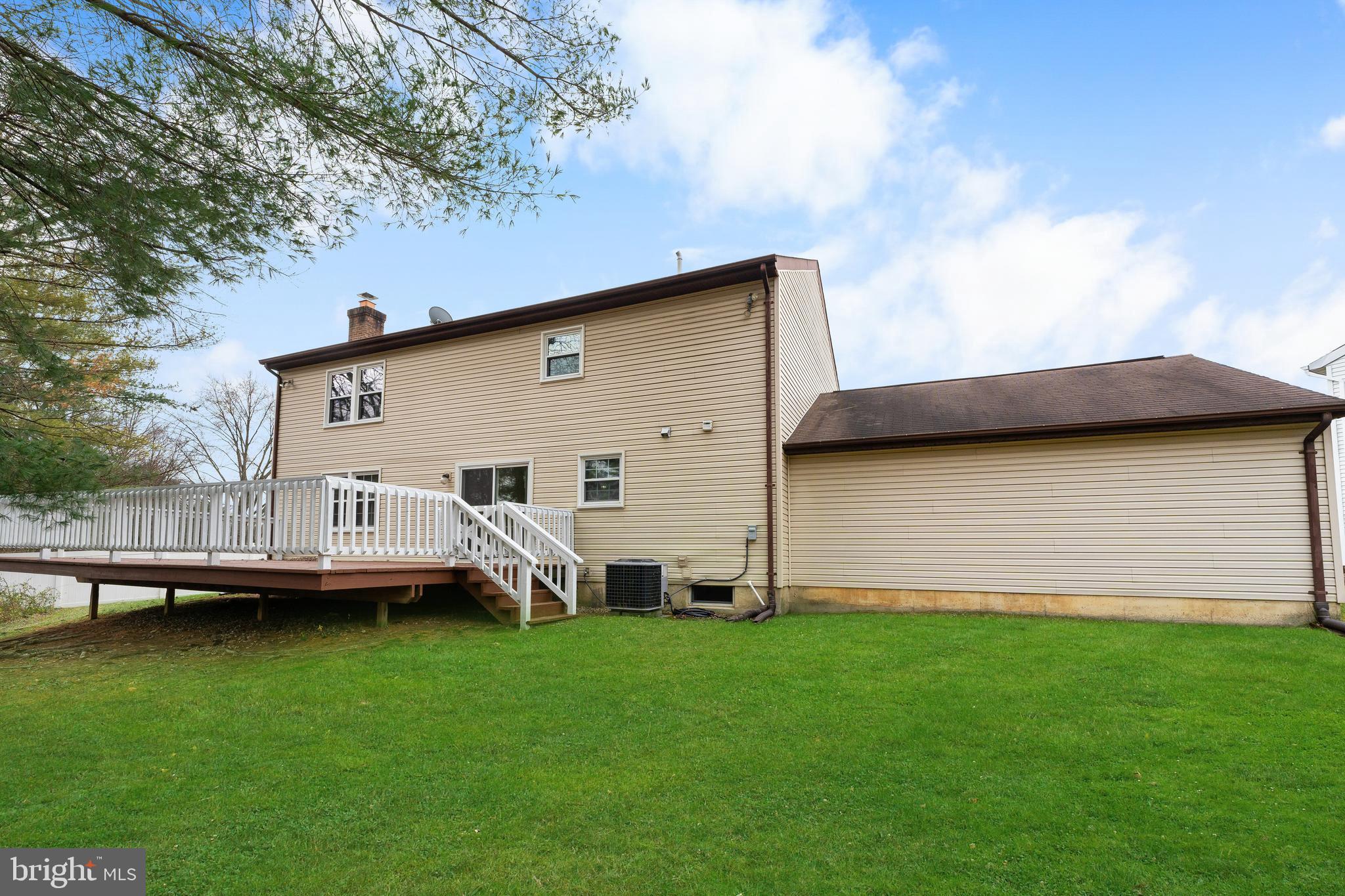 MILL CREEK SOUTH - Residential Lease